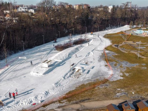Jihlava dál počítá se zasněžováním běžkařské trati, zlepší tam rozvod elektřiny