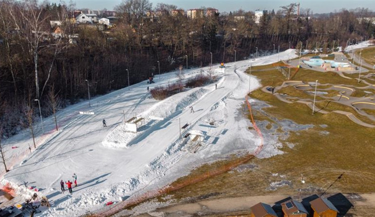 Jihlava dál počítá se zasněžováním běžkařské trati, zlepší tam rozvod elektřiny. Foto: Se svolením města Jihlava