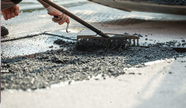 Silničáři v Královéhradeckém kraji testují využití AI při opravách výtluků