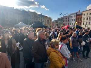 V Jihlavě lidé říkají „ne“ komunistům. Stále je velká naděje, sdělila Vašáryová