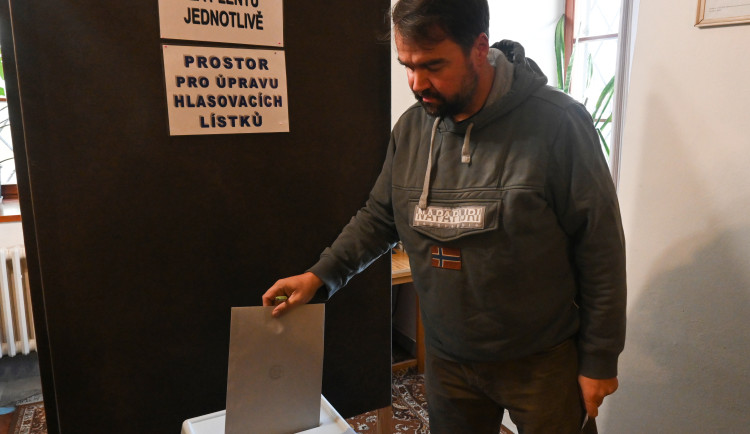 VIDEO: Myslím, že občanskodemoktratická strana bude zničená, řekl volič v Jihlavě