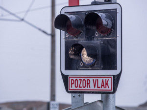 Náměšť nad Oslavou se dočká úpravy přejezdu. Budou tam závory, sklon ale zůstane