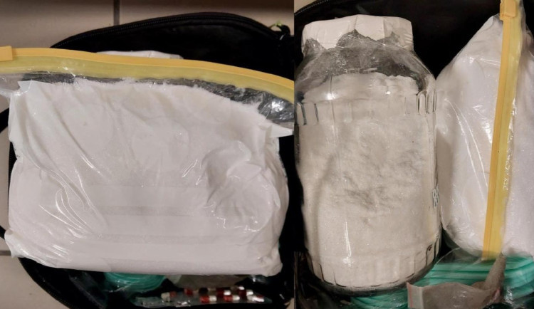 Šokující obsah měla taška muže zkontrolovaného na ulici. Okamžitě putoval do vězení