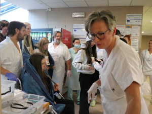 FOTO: V nemocnici ošetřovali zraněné po srážce vlaku s autobusem. Šlo o cvičení. Foto: Se svolením Nemocnice Nové Město na Moravě