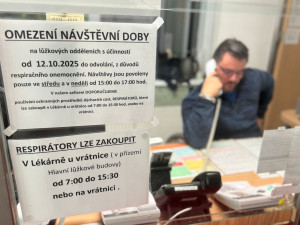Pelhřimovská nemocnice omezila kvůli respiračním onemocněním návštěvy