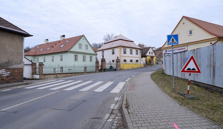 Řidiči, pozor. Uzavírka Rolnického náměstí se protáhne o půl roku
