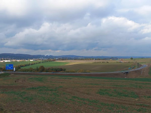 FOTO: Jihovýchodní obchvat Jihlavy se otevírá, řidiči ho mohou využívat v celé délce