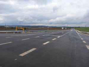 FOTO: Jihovýchodní obchvat Jihlavy se otevírá, řidiči ho mohou využívat v celé délce