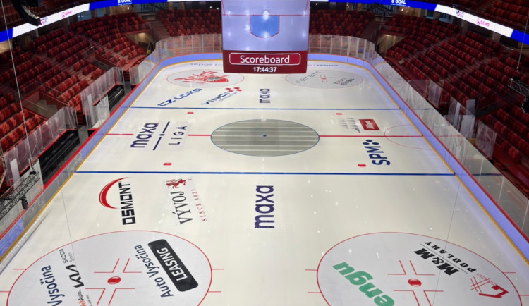 Led v Horácké aréně je hotový, termín převzetí se však opět posunul