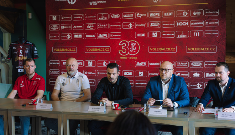 Cíl je minimálně finále, hlásí Jihostroj před startem extraligy