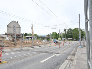 Poslední letošní omezení pro řidiče v Jihlavě. Pět dní neprojedou křižovatkou u Sila