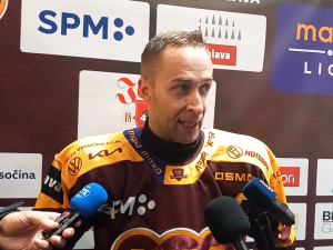 VIDEO: Čekal jsem na to patnáct let, řekl po zápase v nové hale kapitán Čachotský