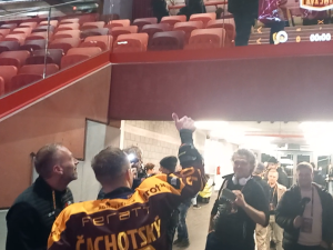 VIDEO: Čekal jsem na to patnáct let, řekl po zápase v nové hale kapitán Čachotský