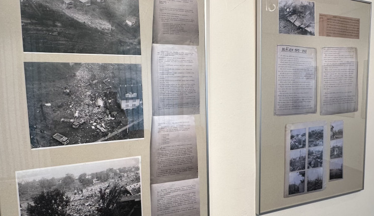 Fotky i výslechy svědků StB. Suchdol si připomíná výročí tragického pádu letadla výstavou