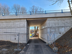 FOTO: Most v Rančířově je opravený. Už po něm jezdí první řidiči