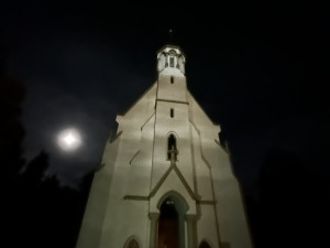 Jihlavský hřbitov píše nejrůznější příběhy. Nejdražší hrob stál několik milionů