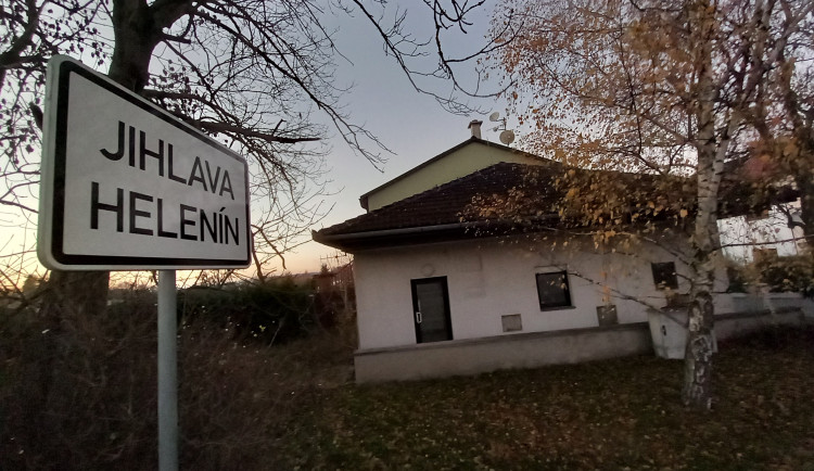 FOTO: Jihlava koupí za dva miliony bývalou poštu. Chce byt a zázemí pro řidiče MHD