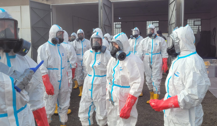 VIDEO: Ptačí chřipka na Třebíčsku. Ve Valdíkově utrácí 20 tisíc kachen, hlavně mladých. Foto: se svolením KHS Kraje Vysočina