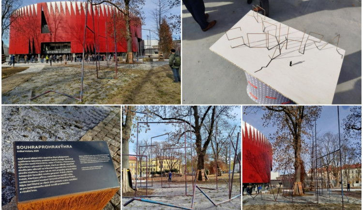 Klepač, předražené trubky, absolutní hnus. Lidé kritizují sochu u Horácké arény