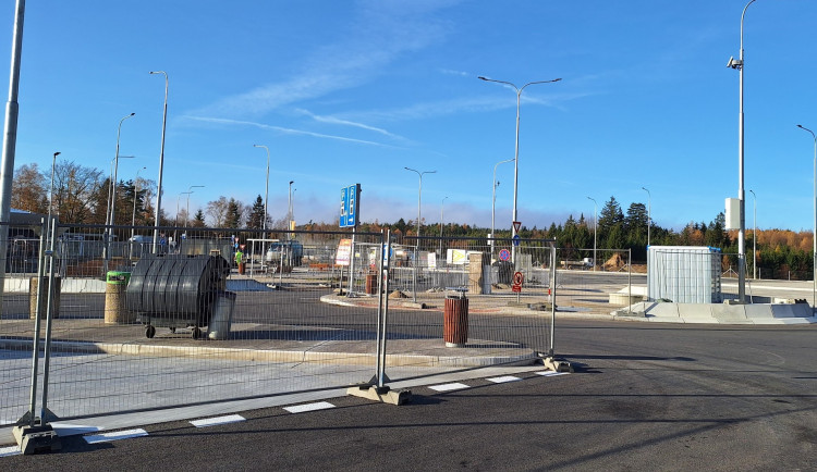 Na odpočívce Mikulášov na D1 po přestavbě stoupl počet míst pro kamiony. Foto: Se svolením ŘSD