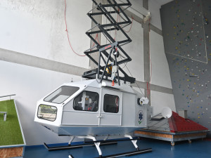 V Jihlavě je unikátní trenažér. Dovednosti však posádka vrtulníku v praxi nevyužije. Foto: Marie Buláková
