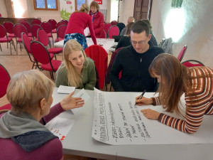 Policisté v centru, chodníky i veřejné osvětlení. Jihlavané řekli, co jim chybí
