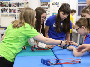 Bosch podporuje technické vzdělávání mládeže a dětí