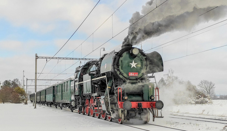 TIP NA VÍKEND: Mikulášské jízdy na Hané. V akci bude historická tramvaj i vlak