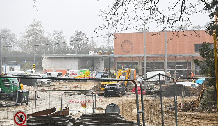 O víkendu se mění jízdní řády. Vlaky opět začnou zastavovat na městském nádraží