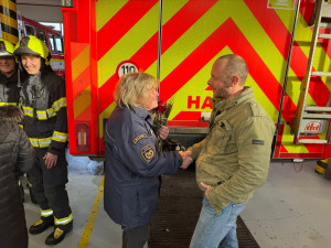 Maruško, děkujeme. Po téměř čtyřiceti letech u hasičů končí oblíbená kolegyně