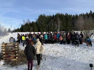 Demolice mostu je nezastavila. Řehořov a Nadějov vyrazily na společný novoroční výšlap