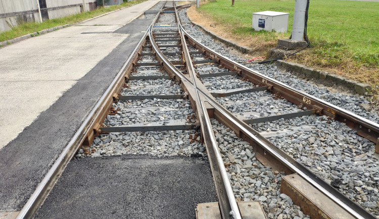 Prostějovská firma vyvinula moderní výhybku. Testovala ji v Ostravě