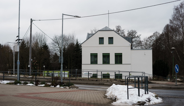 Oldřichov v Hájích otevírá základní školu. Po dlouhých 45 letech