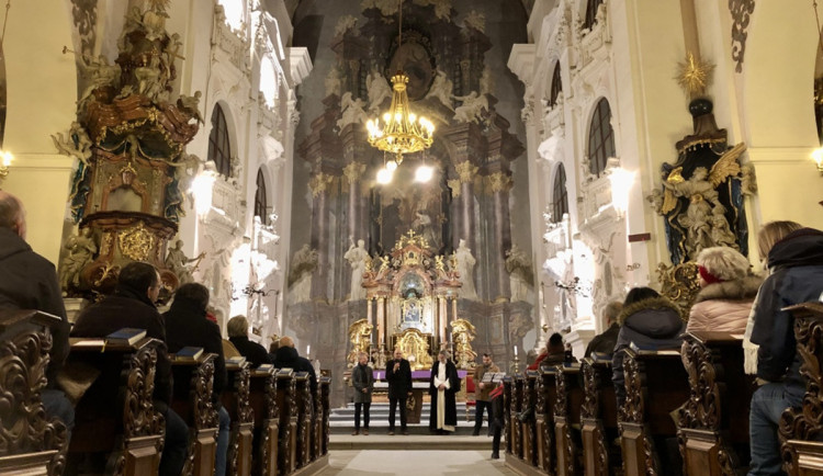 Víkendové tipy: Jihlavsko zve do kostelů a na plesy. Sraz traktorů bude na Žďársku