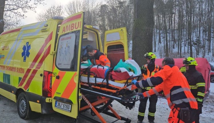 Z brněnské nemocnice včera propustili zachráněného speleologa. Nyní ho čeká rehabilitace