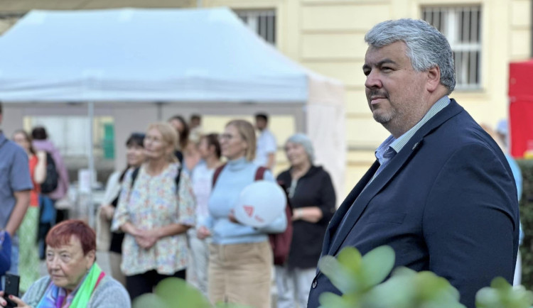 Radní Prahy 1 Müller nabídne rezignaci kvůli situaci v Nemocnici Na Františku
