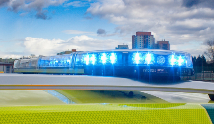 Vážný případ z Karviné: Mladík v bezvědomí zaměstnal všechny záchranné složky