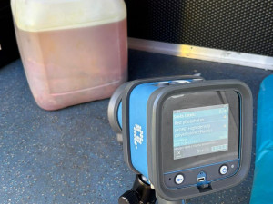 Razie na jihu Moravy. Celníci našli drogy, zakázané střelné pero i kradená elektrokola