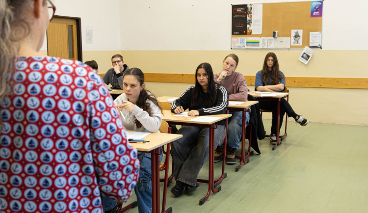Přijímačky na střední školy se blíží. Deváťáci si je vyzkoušeli nanečisto
