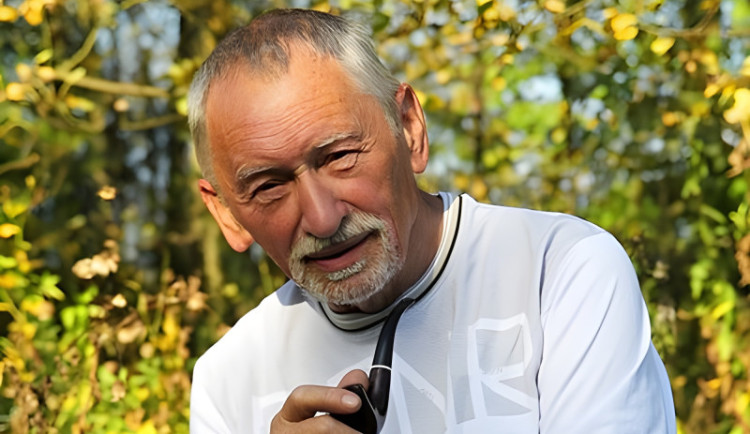 Život nebyl promarněný dar. Ve Dvoře Králové začíná výstava věnovaná Miloši Peterovi