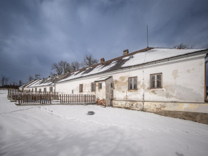 FOTO: Chátrající Hájenka u Brtnice ožije. Mrkněte, jak to tam teď vypadá