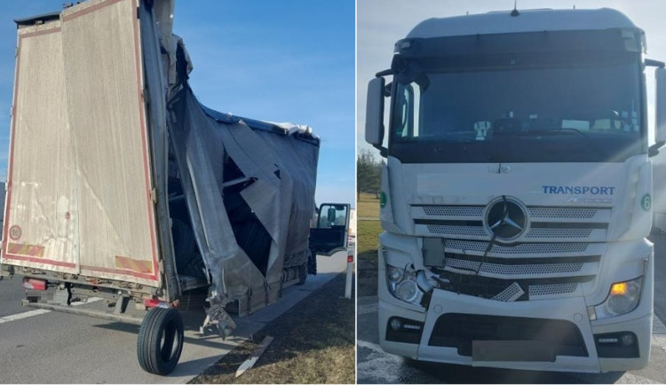 Na dálnici se po nehodě tří kamionů vysypaly pneumatiky, viník měl 0,64 promile. Foto: Se svolením Policie ČR