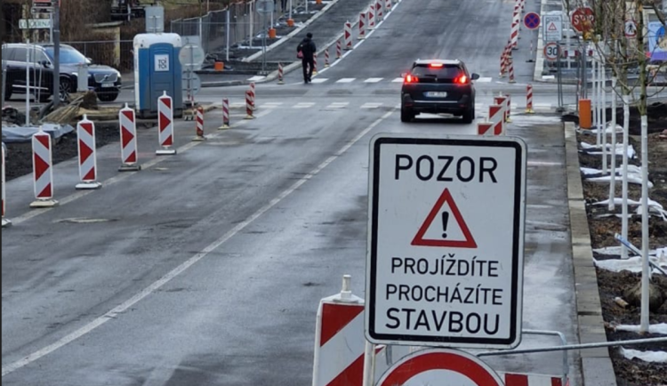 Další komplikace v dopravě v Liberci - začne částečná uzavírka Vítězné ulice