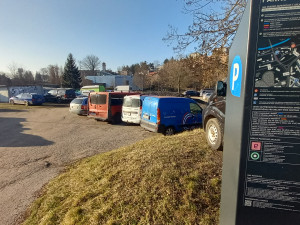 Parkování v Jihlavě XXVIII: U železničního viaduktu vznikne velké parkoviště P+R