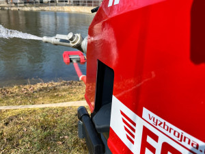 Rozsáhlý požár lesa u Věžničky. Foto: Poskytl JSDH Jihlava