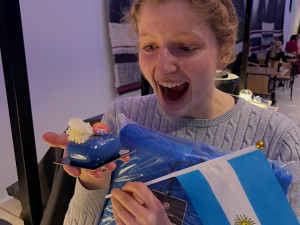 FOTO: Sama vyrazila do Skandinávie plavat v ledové vodě. Andrea Klementová má řadu medailí