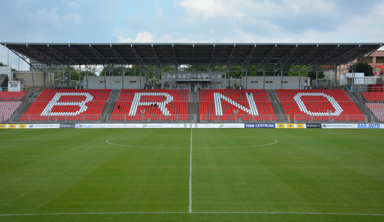 Zbrojovka a Artis chtějí lepší zázemí na Srbské, město ale lobbuje za nový stadion