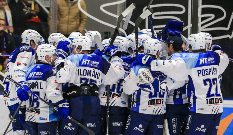 Kometa může dál pomýšlet na obhajobu, po výhře na jihu Čech je ve čtvrtfinále