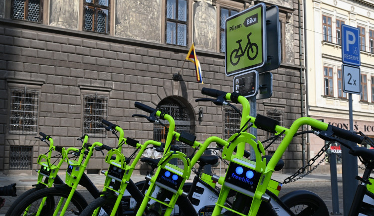 ANKETA: O sdílená elektrokola je zájem, lidé ale mají rozporuplné pocity