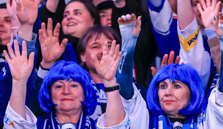 Pardubičtí ve druhém čtvrtfinále deklasovali Brno 8:4, Sedlák měl pět bodů